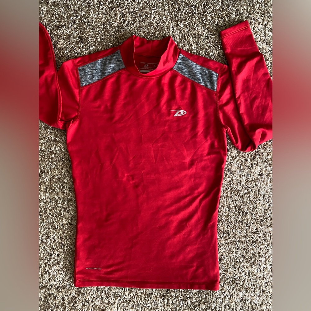 PRO PLAYER Compression Top long sleeve Perform-Dry men's Size S Red mock neck